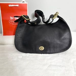 Vintage Coach Legacy Crescent Bag Black Leather 9338 Costa Rica Brass Hardware